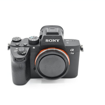 SONY ALPHA 7 III (13 609...