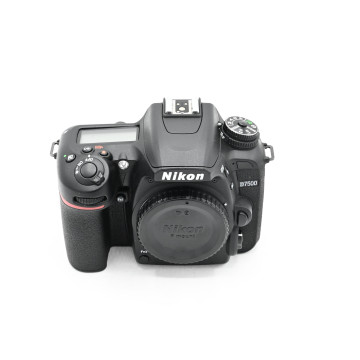 NIKON D7500 (19 651 CLICS)...