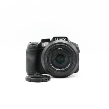 PANASONIC FZ300 (550 CLICS)...