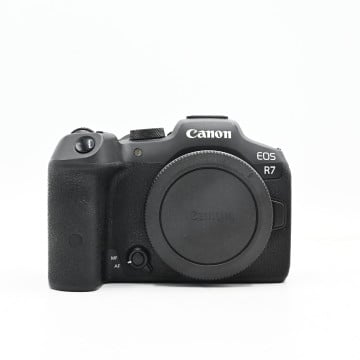 CANON EOS R7 (21000 CLICS)...