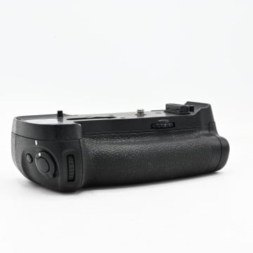 NIKON MB-D18 (D850) - OCCASION