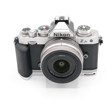 NIKON Z FC + 16-50/3,5-6,3...