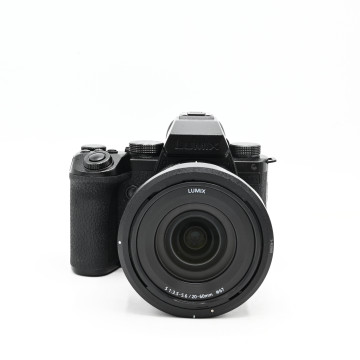 PANASONIC S5 IIX +...