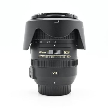 NIKON AF-S 18-200/3,5-5,6...