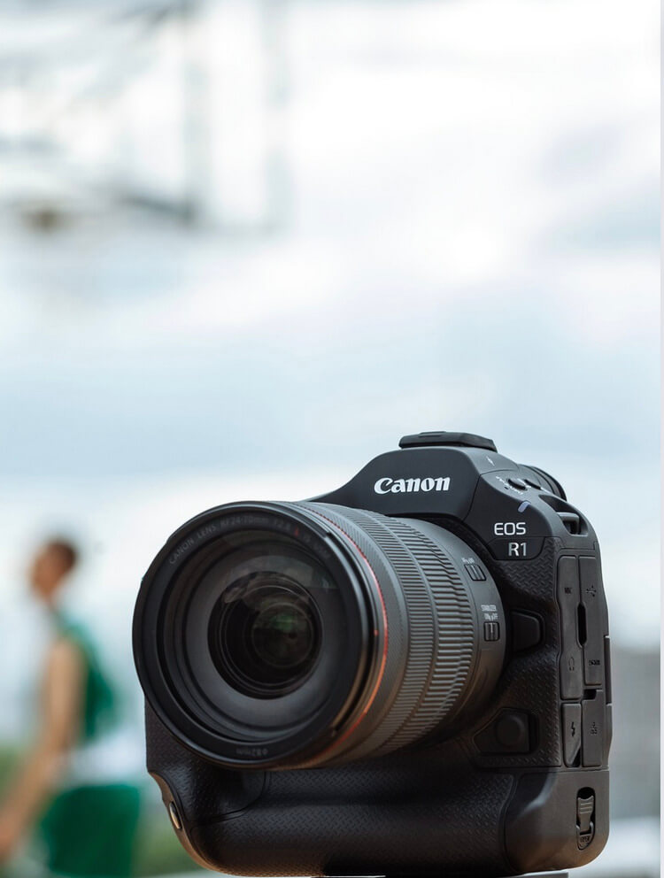 Hybride Canon EOS R1