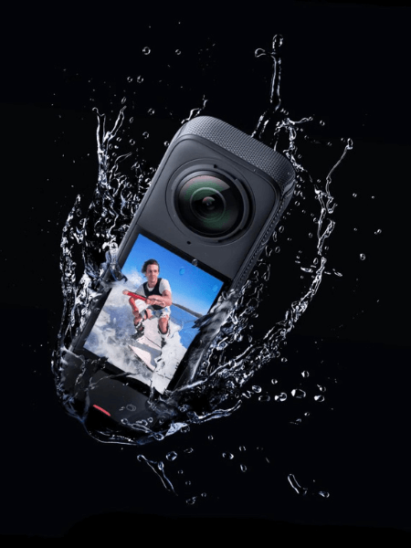 Caméra 360 Insta360X4 utilisée pour un sport nautique
