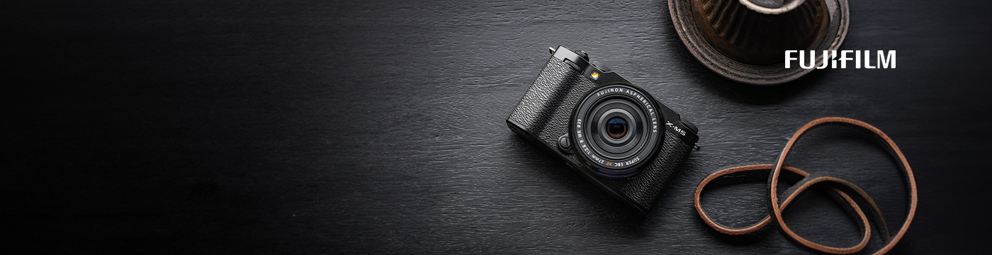 FUJIFILM X-M5